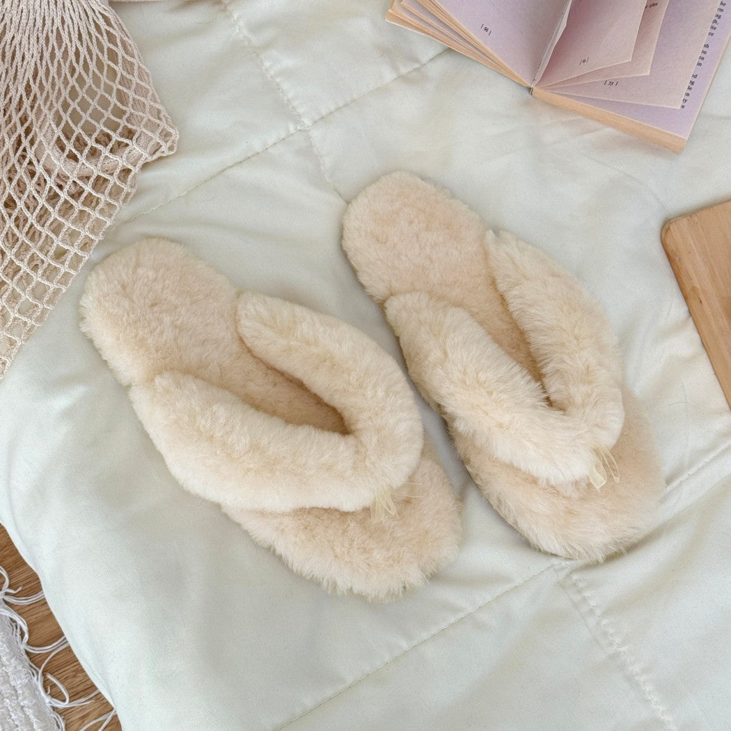 AUSTRALIAN SHEPHERD® UGG Thongs Women Fluffy Slides Farah AS 2086