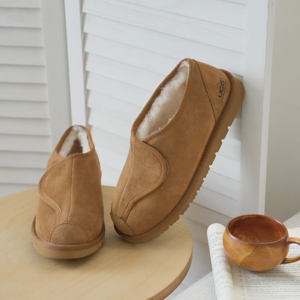 AUSTRALIAN SHEPHERD® UGG Slippers Sheepskin Wool Adjustable Tristen AS 2095