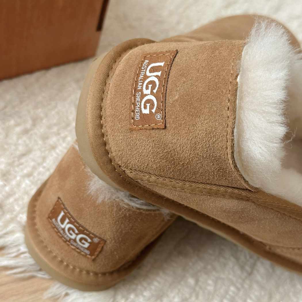 Australian Shepherd® Men's Sheepskin Wool Barn Slippers AS 2098