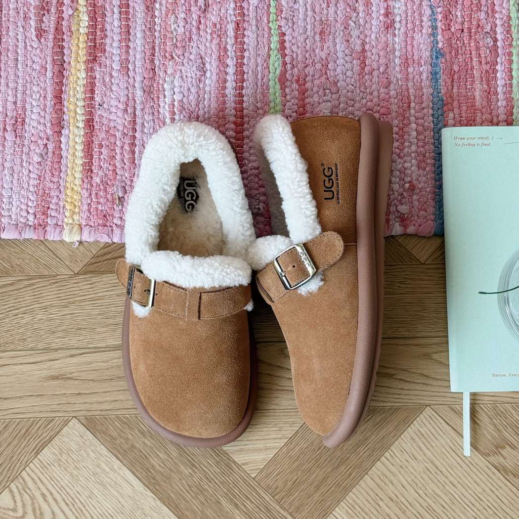 AUSTRALIAN SHEPHERD® Froim Adjustable Strap Ankle Sheepskin Slippers AS 2099