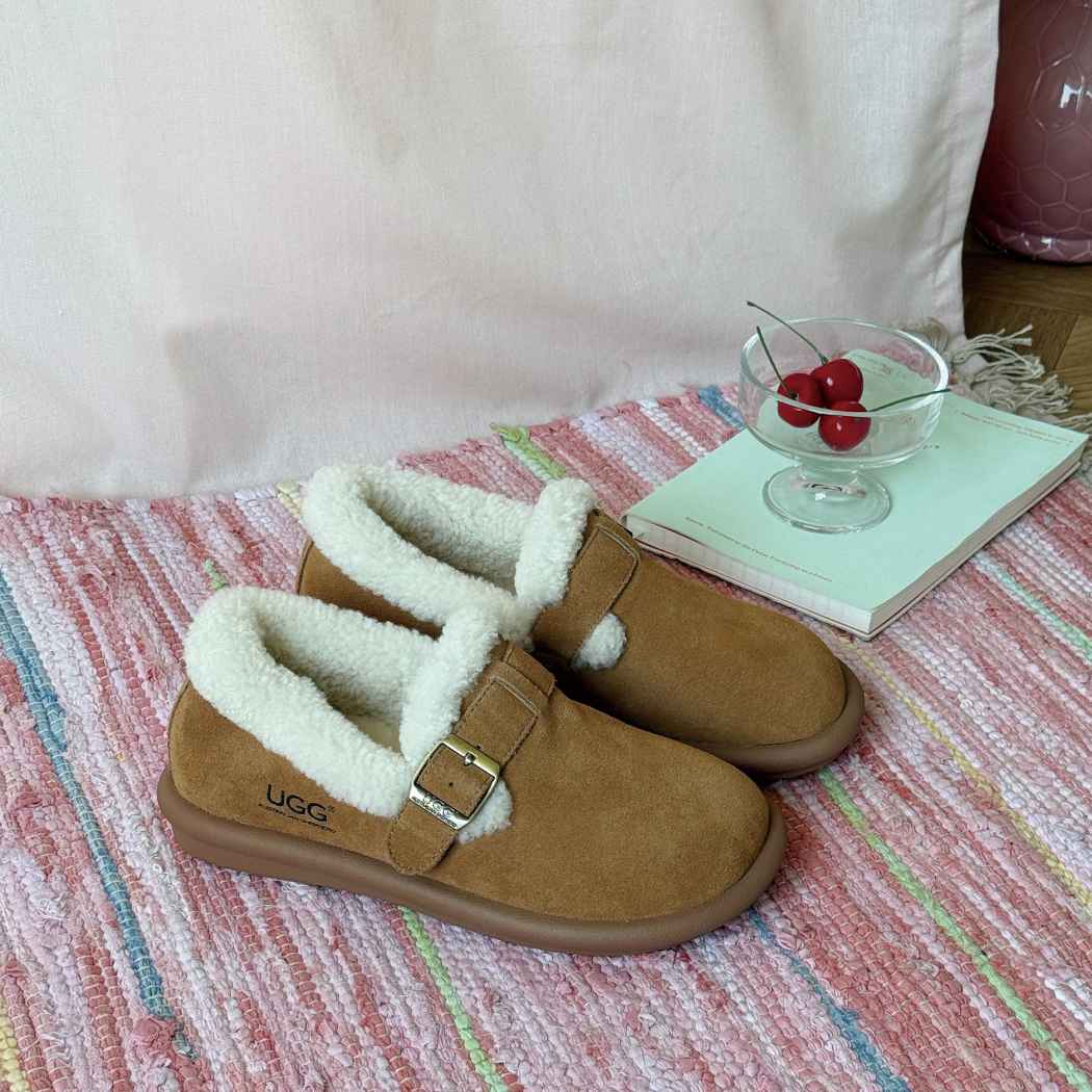AUSTRALIAN SHEPHERD® Froim Adjustable Strap Ankle Sheepskin Slippers AS 2099