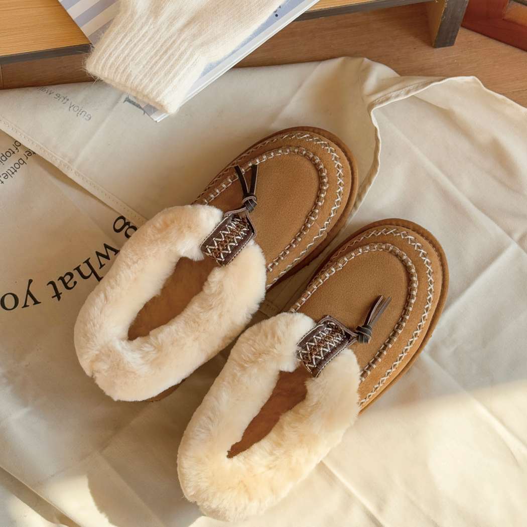 AUSTRALIAN SHEPHERD® Draco Sheepskin Wool Moccasin Slippers AS 2101