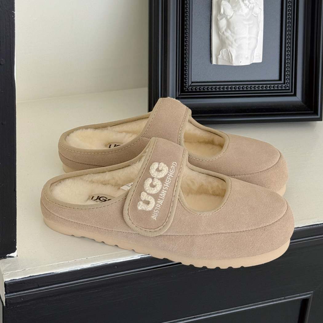 AUSTRALIAN SHEPHERD® Velly Mary Jane Sheepskin Slippers AS 2116