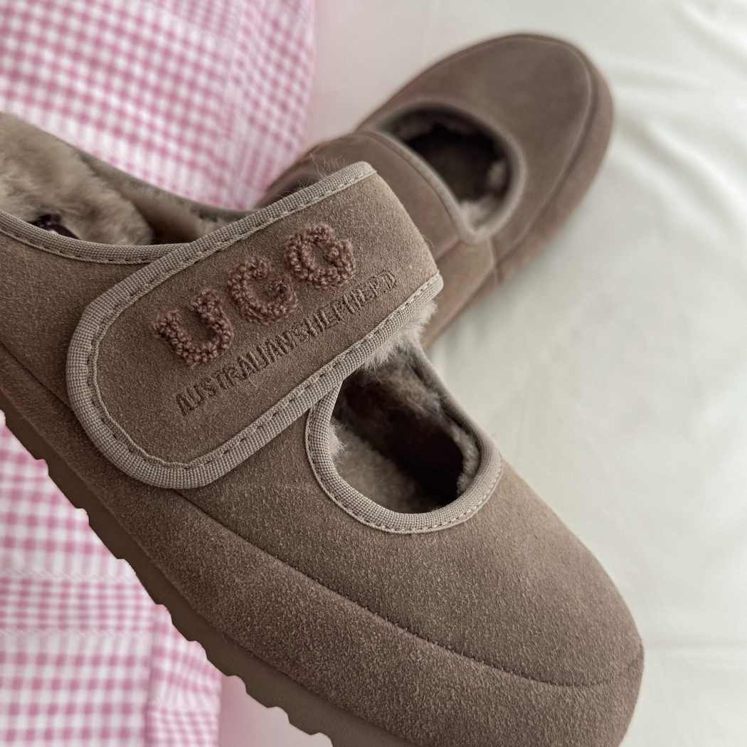 AUSTRALIAN SHEPHERD® Velly Mary Jane Sheepskin Slippers AS 2116