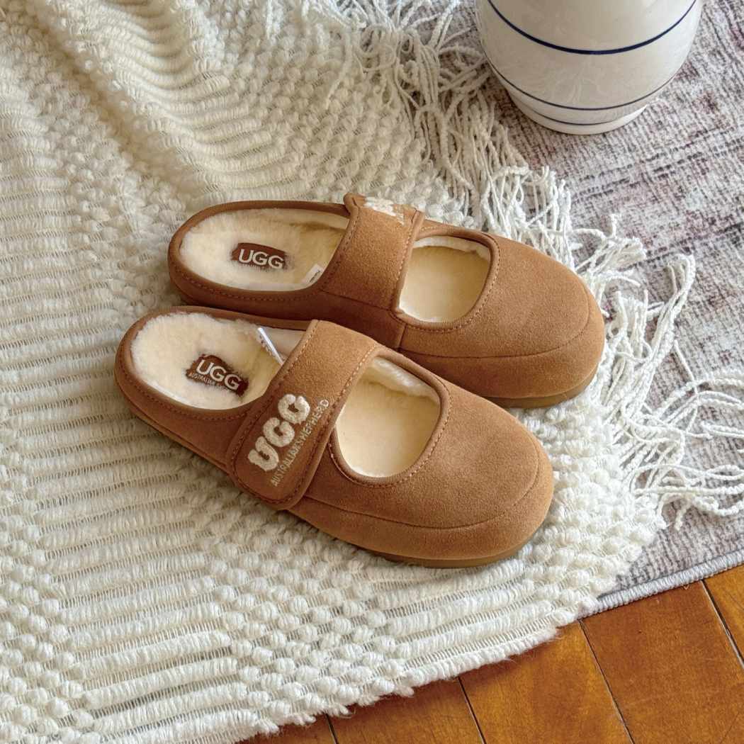 AUSTRALIAN SHEPHERD® Velly Mary Jane Sheepskin Slippers AS 2116