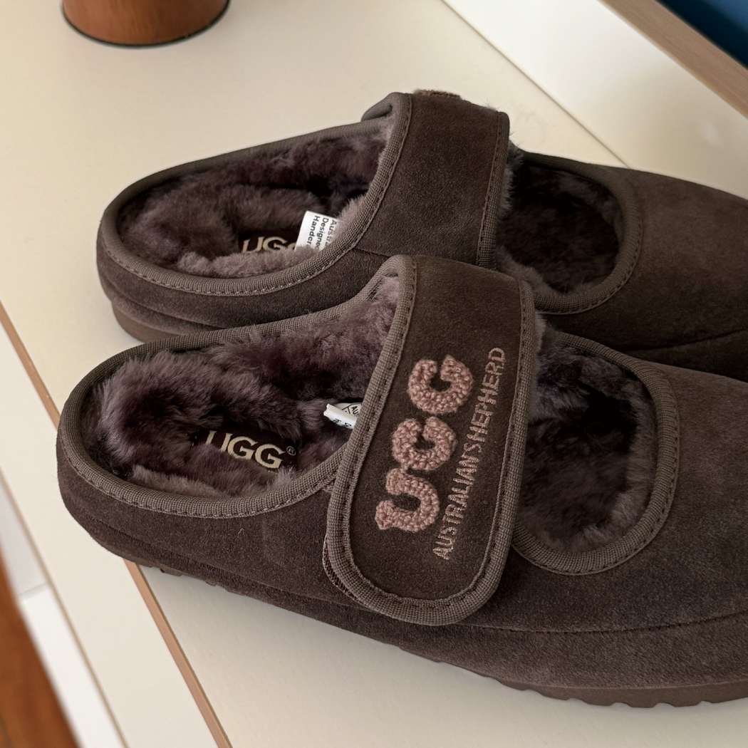AUSTRALIAN SHEPHERD® Velly Mary Jane Sheepskin Slippers AS 2116