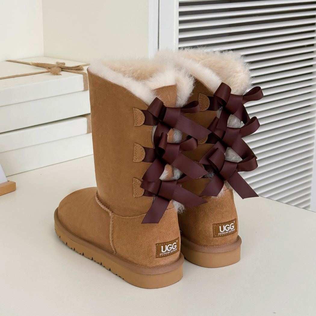 Australian Shepherd® Tall Back Bow Boots AS 3085