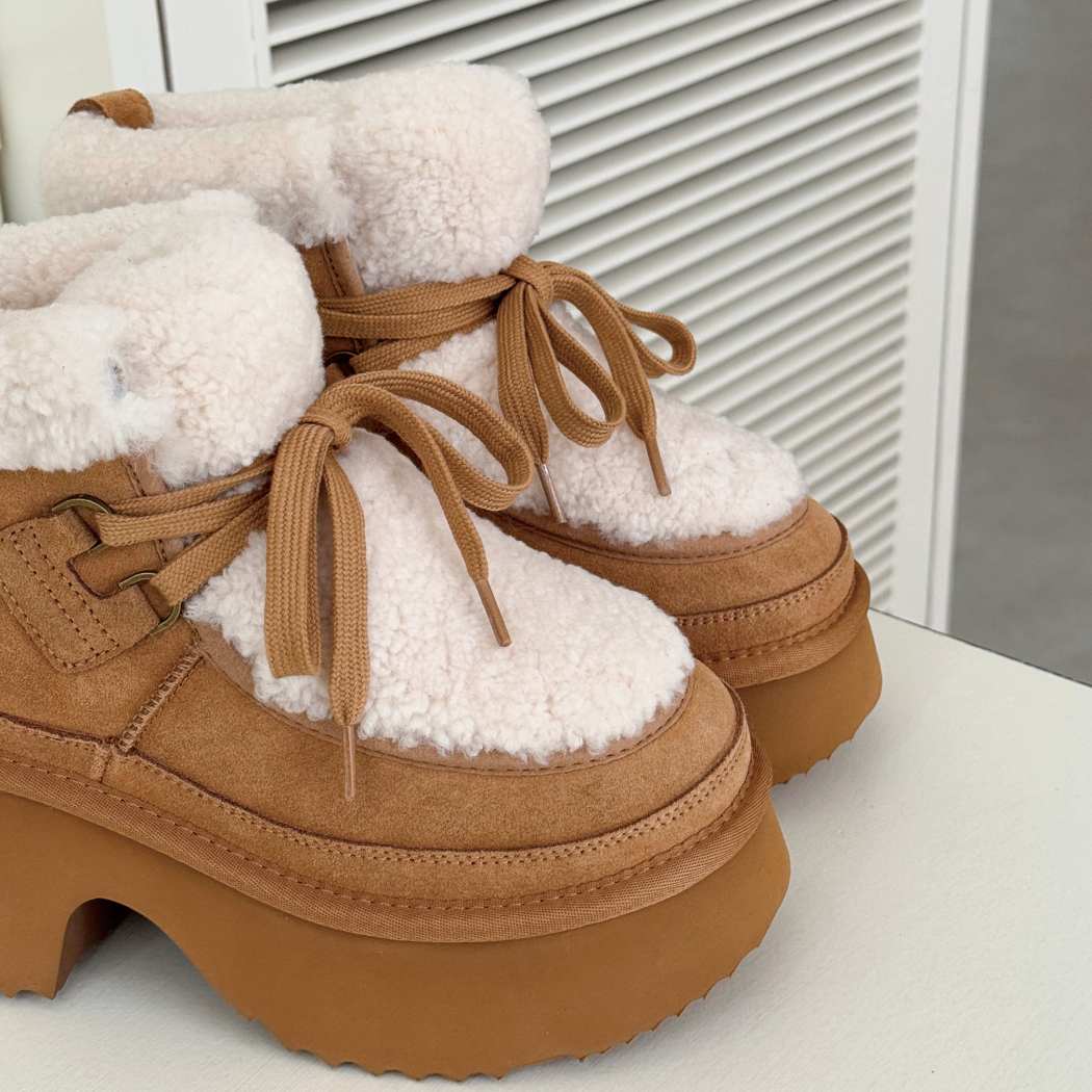 AUSTRALIAN SHEPHERD® UGG Boots Women Sheepskin Wool Chunky Platform Bumpy AS 3086