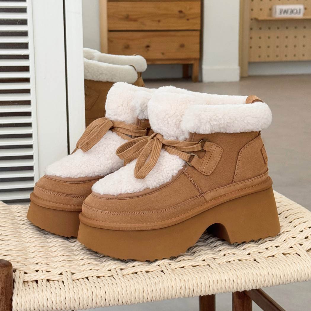 AUSTRALIAN SHEPHERD® UGG Boots Women Sheepskin Wool Chunky Platform Bumpy AS 3086