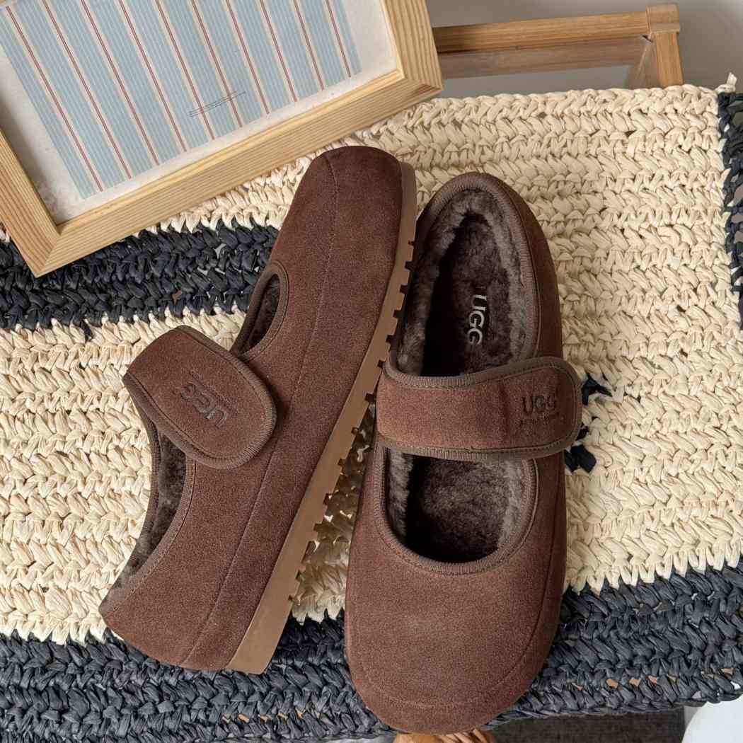 AUSTRALIAN SHEPHERD® UGG Slippers Sheepskin Wool Adjustable Strap Mary Jane Millie AS 7022