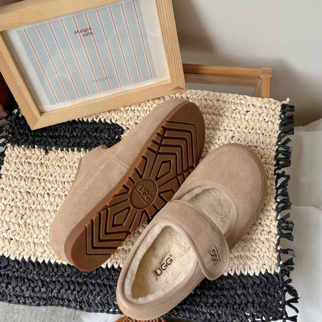 AUSTRALIAN SHEPHERD® UGG Slippers Sheepskin Wool Adjustable Strap Mary Jane Millie AS 7022