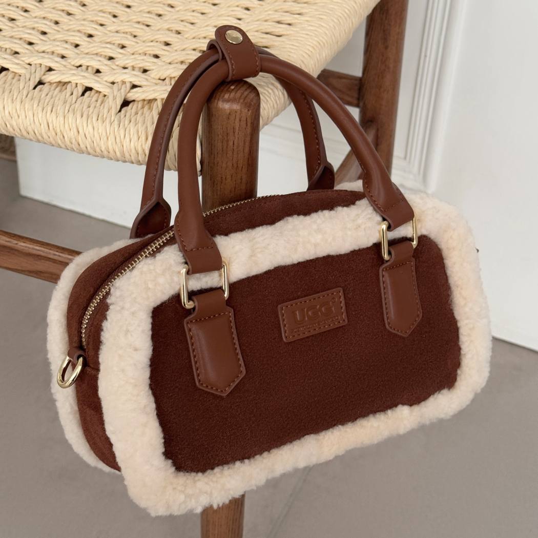 AUSTRALIAN SHEPHERD® Women Hand Carry Adjustable Strap Over Shoulder Zip Shayla Bag ASA 032