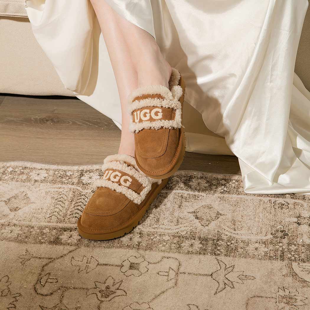 DK UGG Erin Scuff Shearling Slipper DK 143