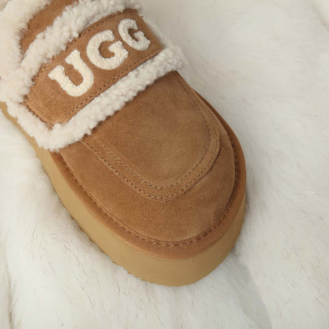 UGG Erin Platform Scuff Shearling Slipper DK 144