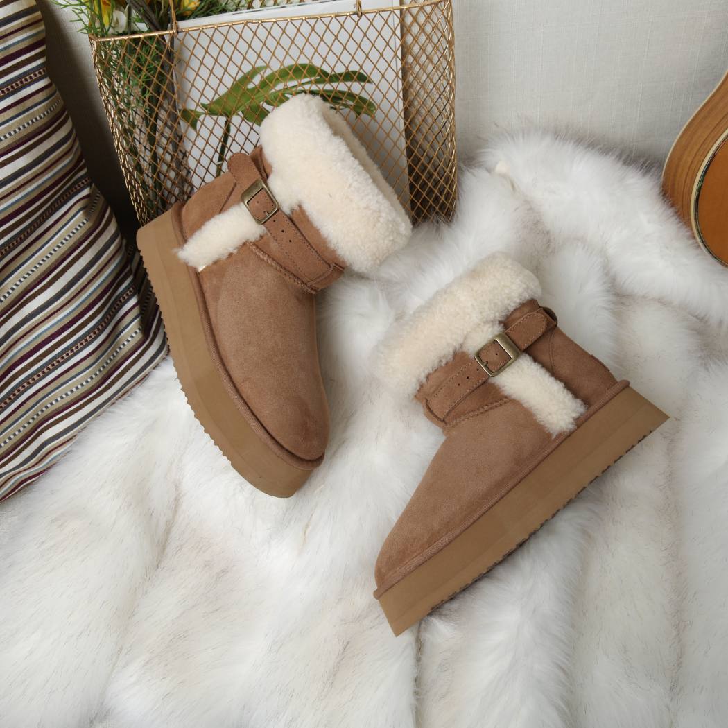 DK UGG Platform Shearling Boot 154
