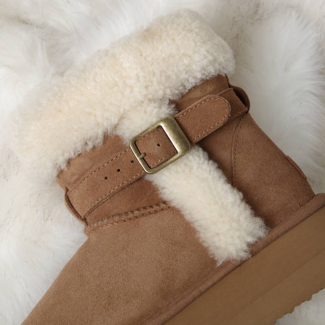 DK UGG Platform Shearling Boot 154