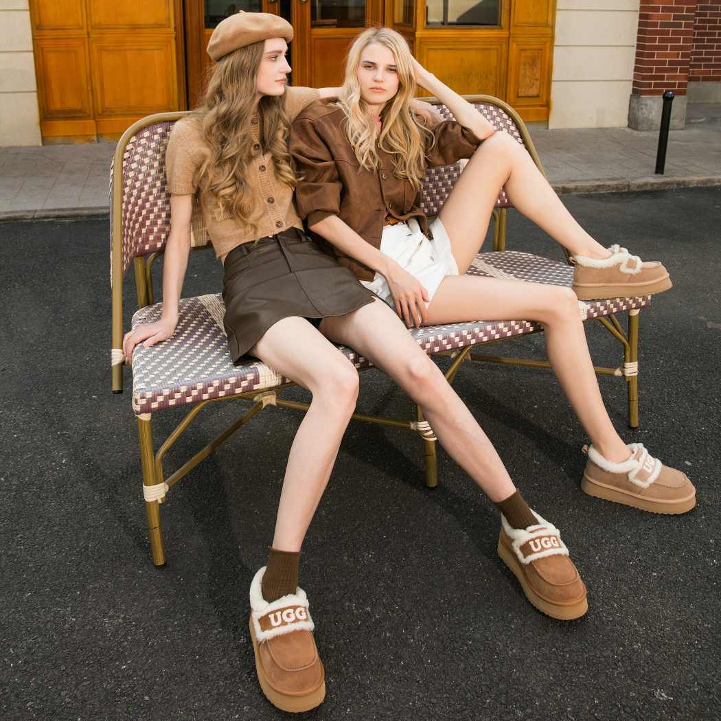 DK UGG Erin Platform Loafer 159