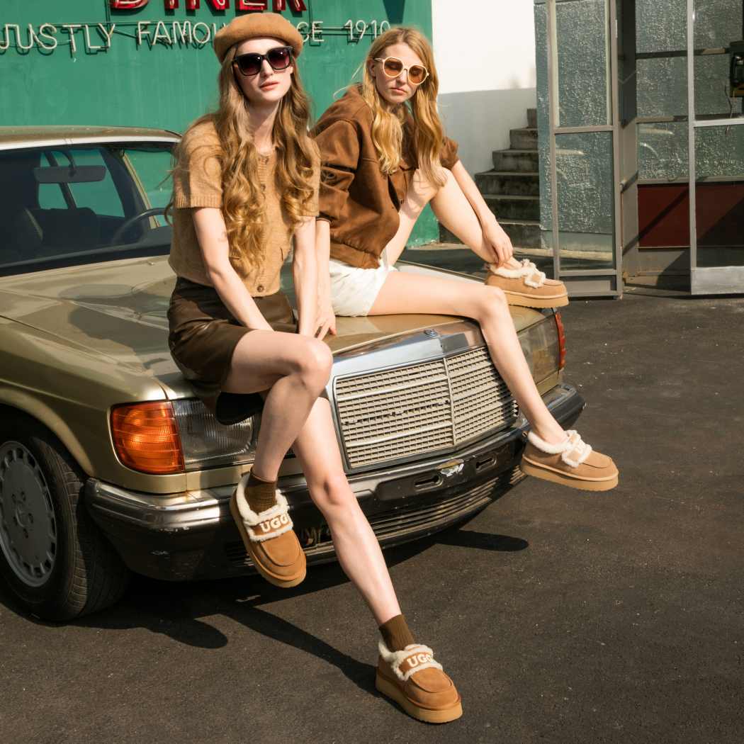DK UGG Erin Platform Loafer 159