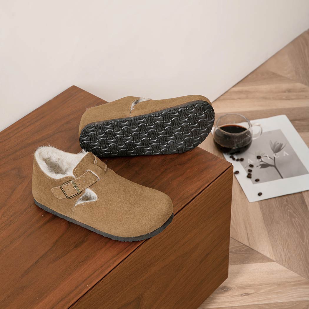 EVERAU® Adjustable Buckled Straps Suede Flat Clog Slippers Marla EA 2039