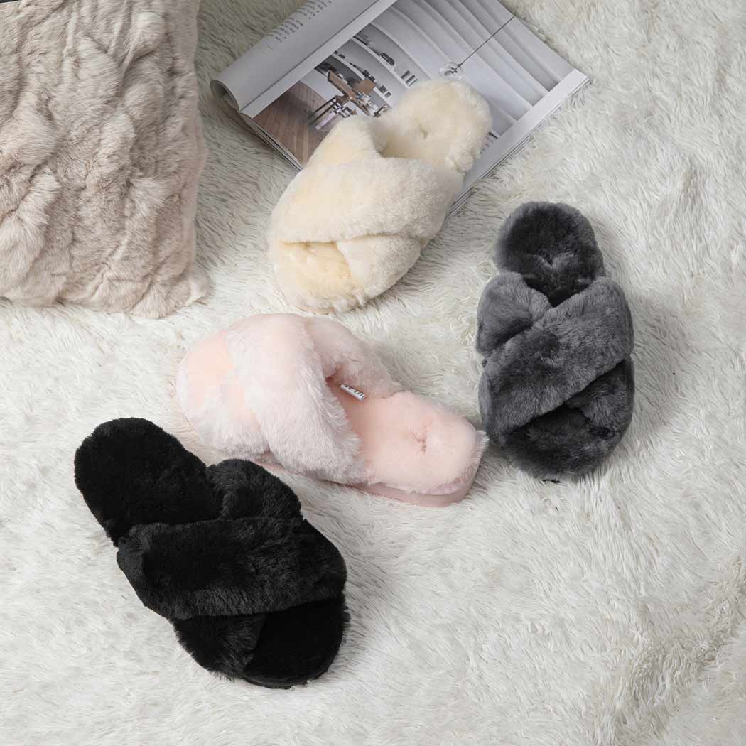EVERAU® UGG Women Crossover Fluffy Slides Leanna EA 2047