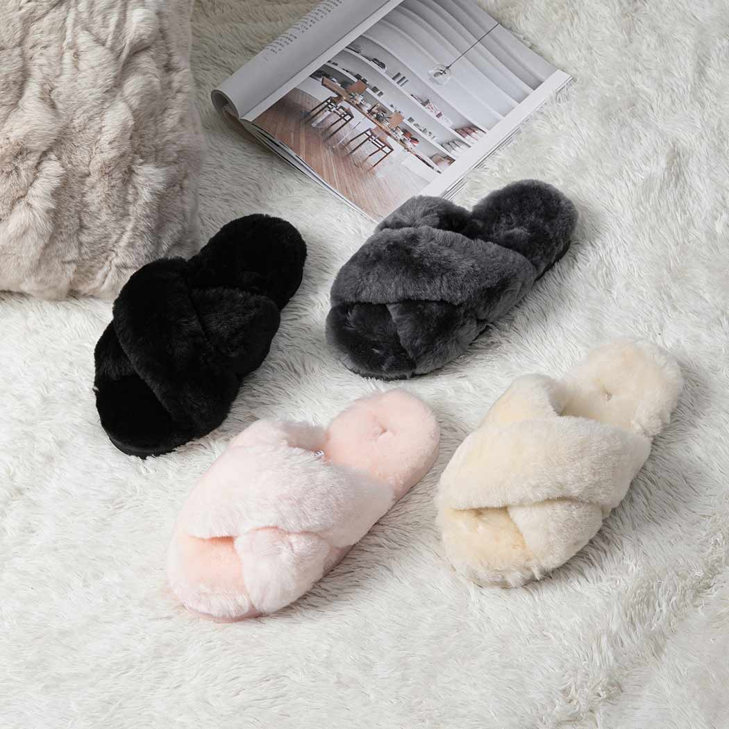EVERAU® UGG Women Crossover Fluffy Slides Leanna EA 2047