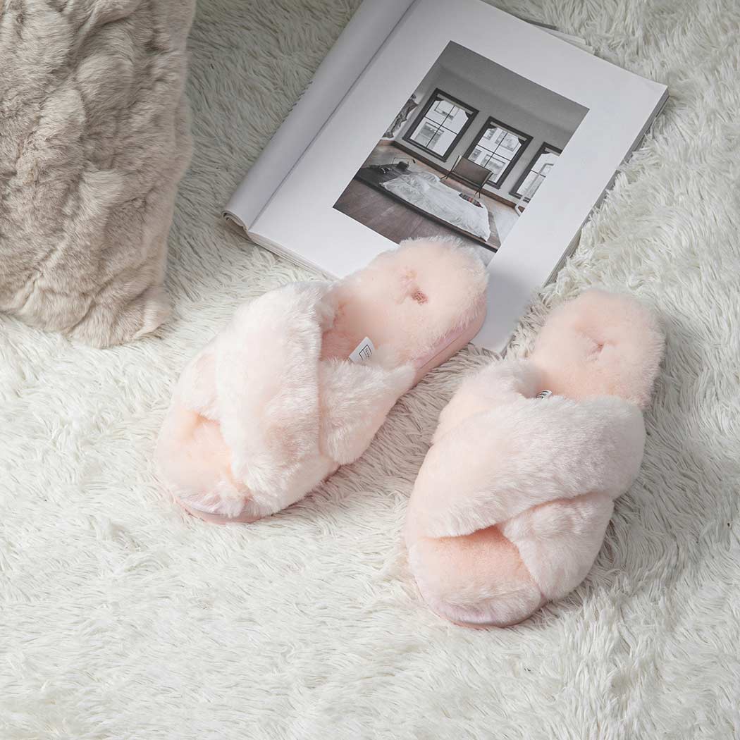 EVERAU® UGG Women Crossover Fluffy Slides Leanna EA 2047