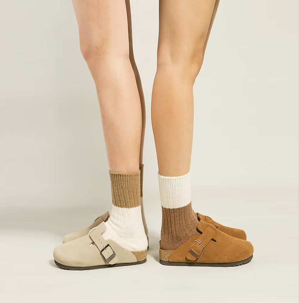 UGG Aussie Soft Footbed Unisex Slipper OB 755