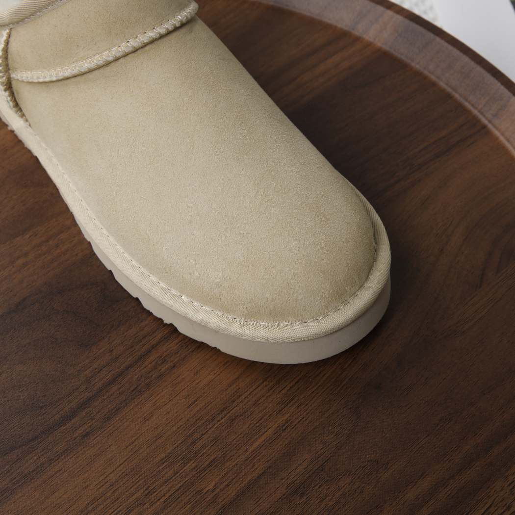 DK UGG Women Micro Classic Boots 156