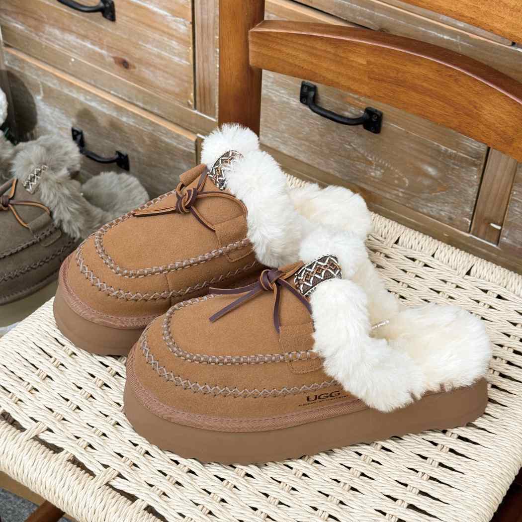 AUSTRALIAN SHEPHERD® UGG Slippers Women Sheepskin Wool Platform Sammy AS 2094