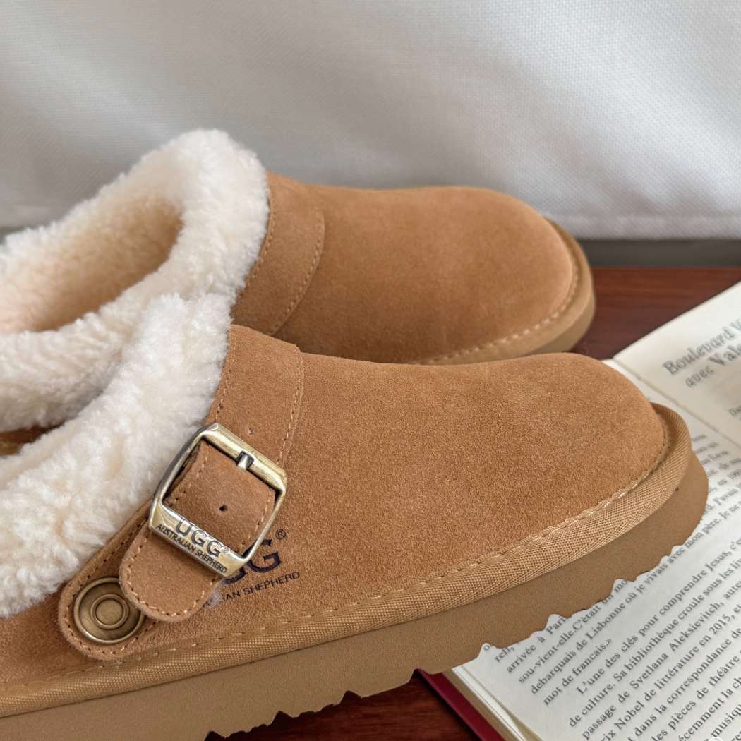 AUSTRALIAN SHEPHERD® UGG Slippers Sheepskin Wool Adjustable Strap Ankle AS 2112