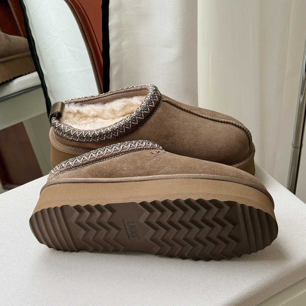 AUSTRALIAN SHEPHERD® UGG Slippers Sheepskin Wool Ankle Platform Tazzy Tay AS 2114