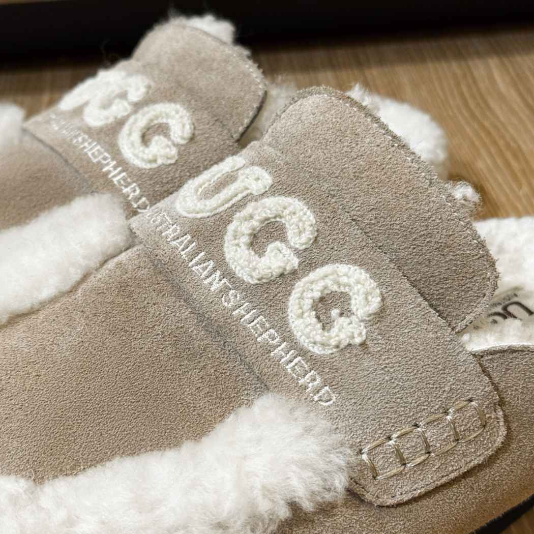 AUSTRALIAN SHEPHERD® Lora Sheepskin Wool Slippers AS 2117