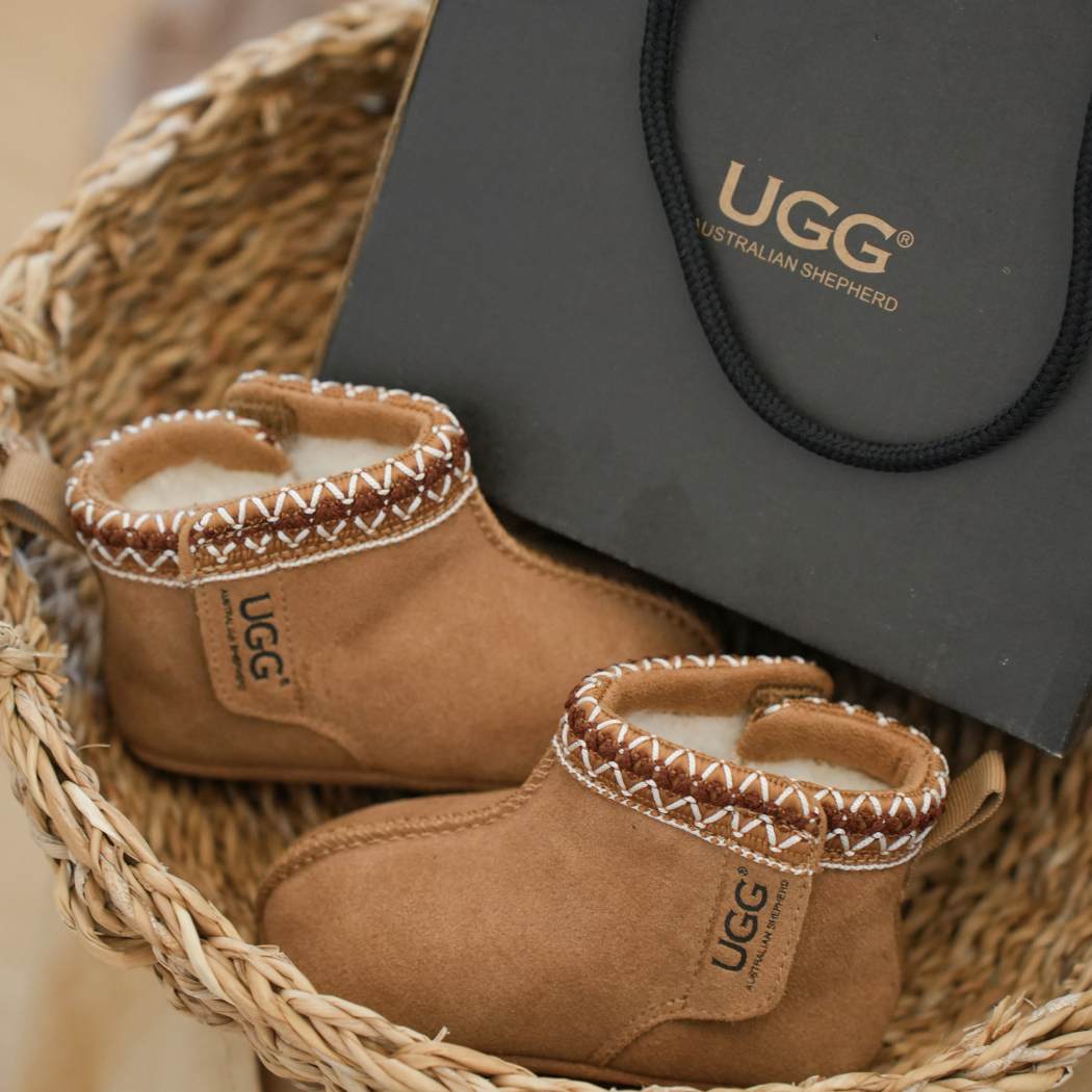 AUSTRALIAN SHEPHERD® Kids UGG Boots Barney Gift Set AS 3087K