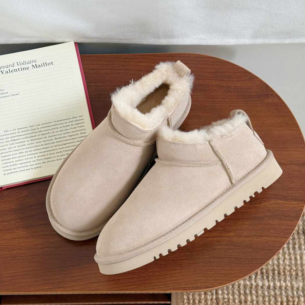 AUSTRALIAN SHEPHERD® UGG Lune Sheepskin Wool Low Cut Ankle Boots AS 3108