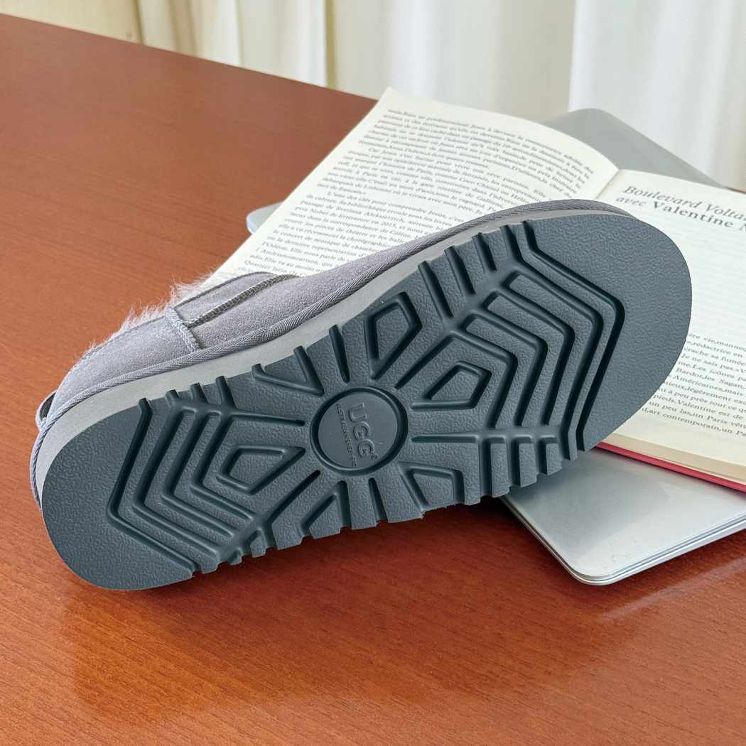 AUSTRALIAN SHEPHERD® UGG Lune Sheepskin Wool Low Cut Ankle Boots AS 3108