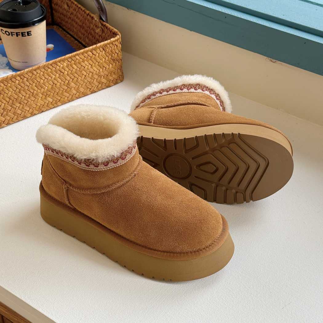 AUSTRALIAN SHEPHERD® UGG Women's Liora Platform Boots AS 3128