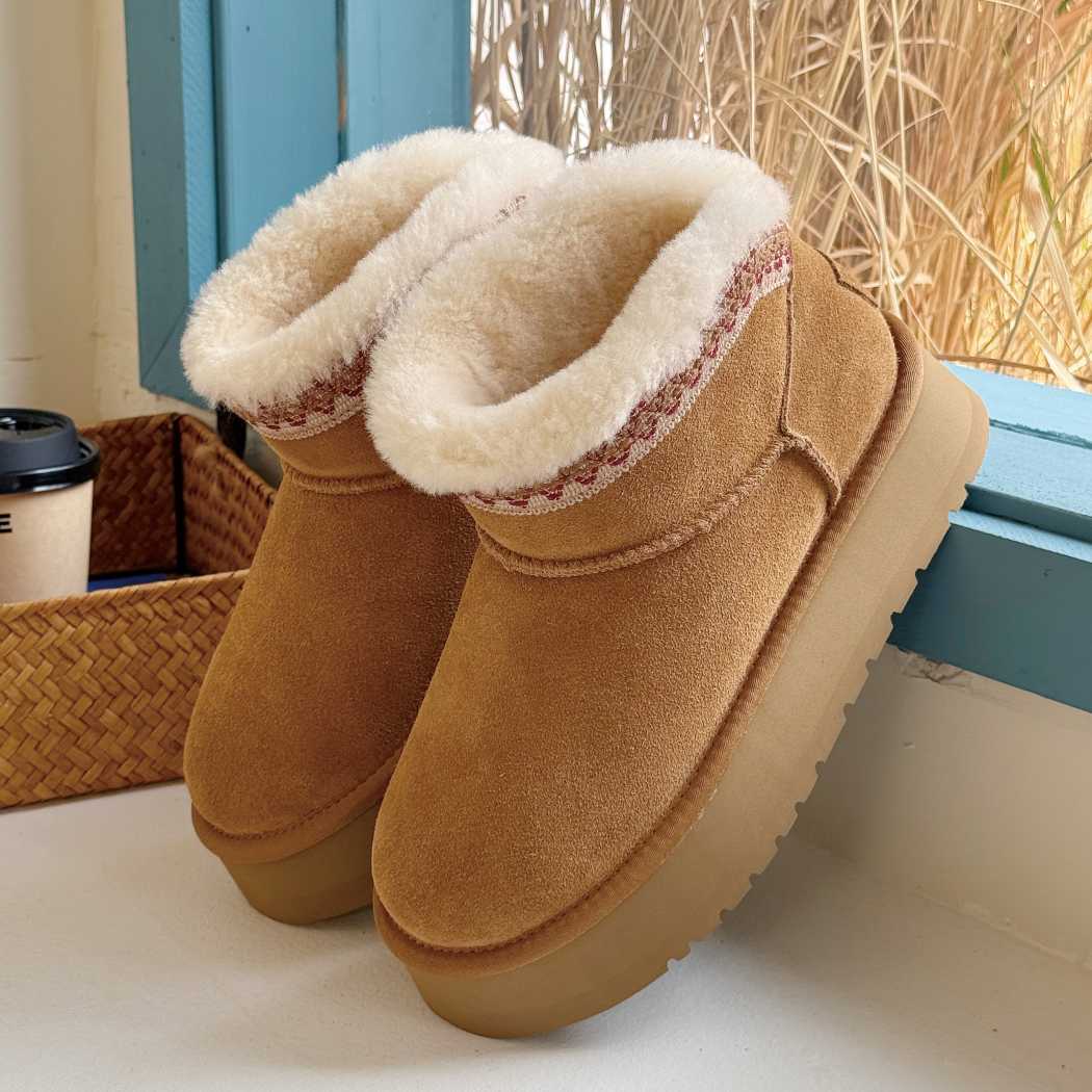 AUSTRALIAN SHEPHERD® UGG Women's Liora Platform Boots AS 3128