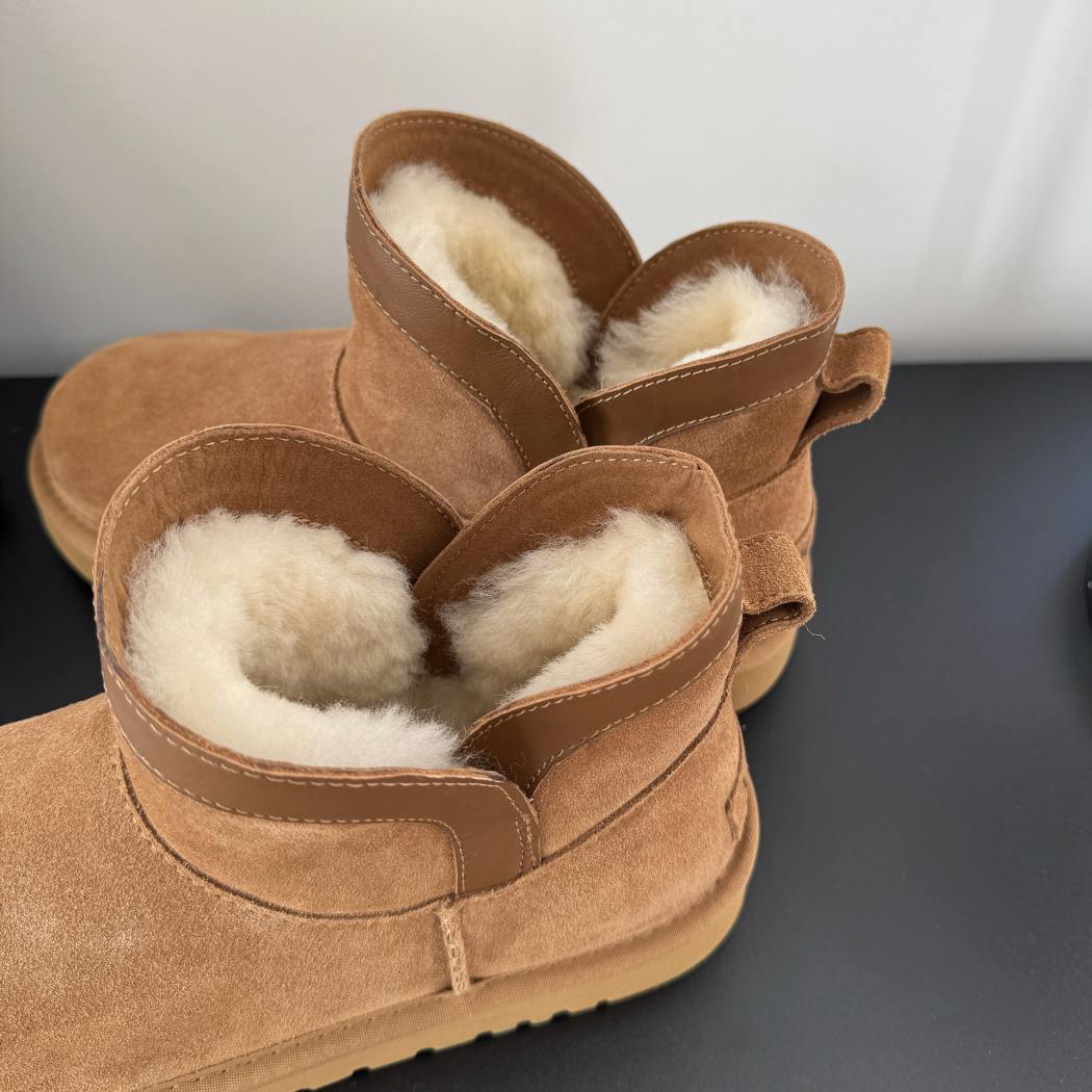 AUSTRALIAN SHEPHERD® Women’s Sheepskin Wool Mini UGG Boots AS 3132