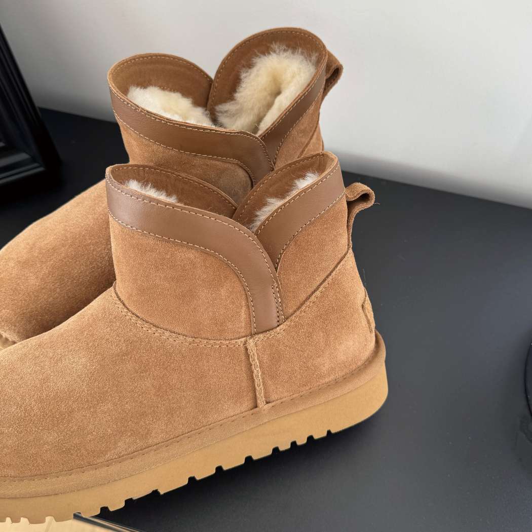 AUSTRALIAN SHEPHERD® Women’s Sheepskin Wool Mini UGG Boots AS 3132