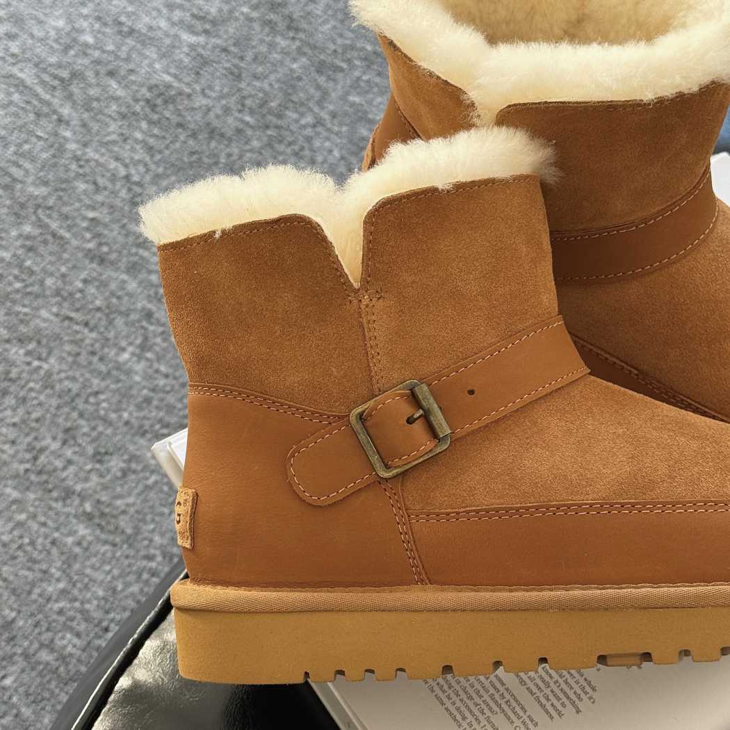 AUSTRALIAN SHEPHERD® UGG Boots Sheepskin Wool Buckle Ankle Mini Halvik AS 3135