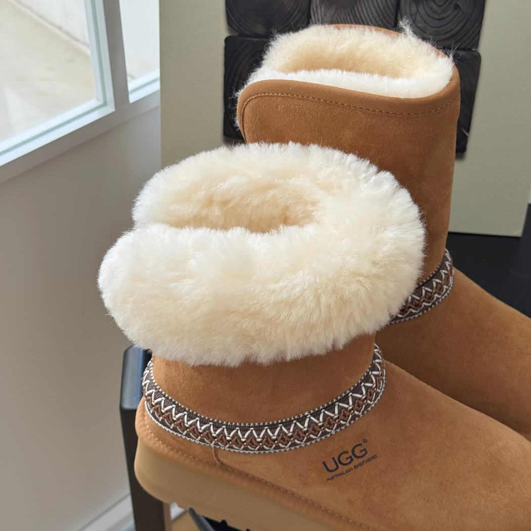 AUSTRALIAN SHEPHERD® UGG Boots Sheepskin Wool Short Platform AS 3145