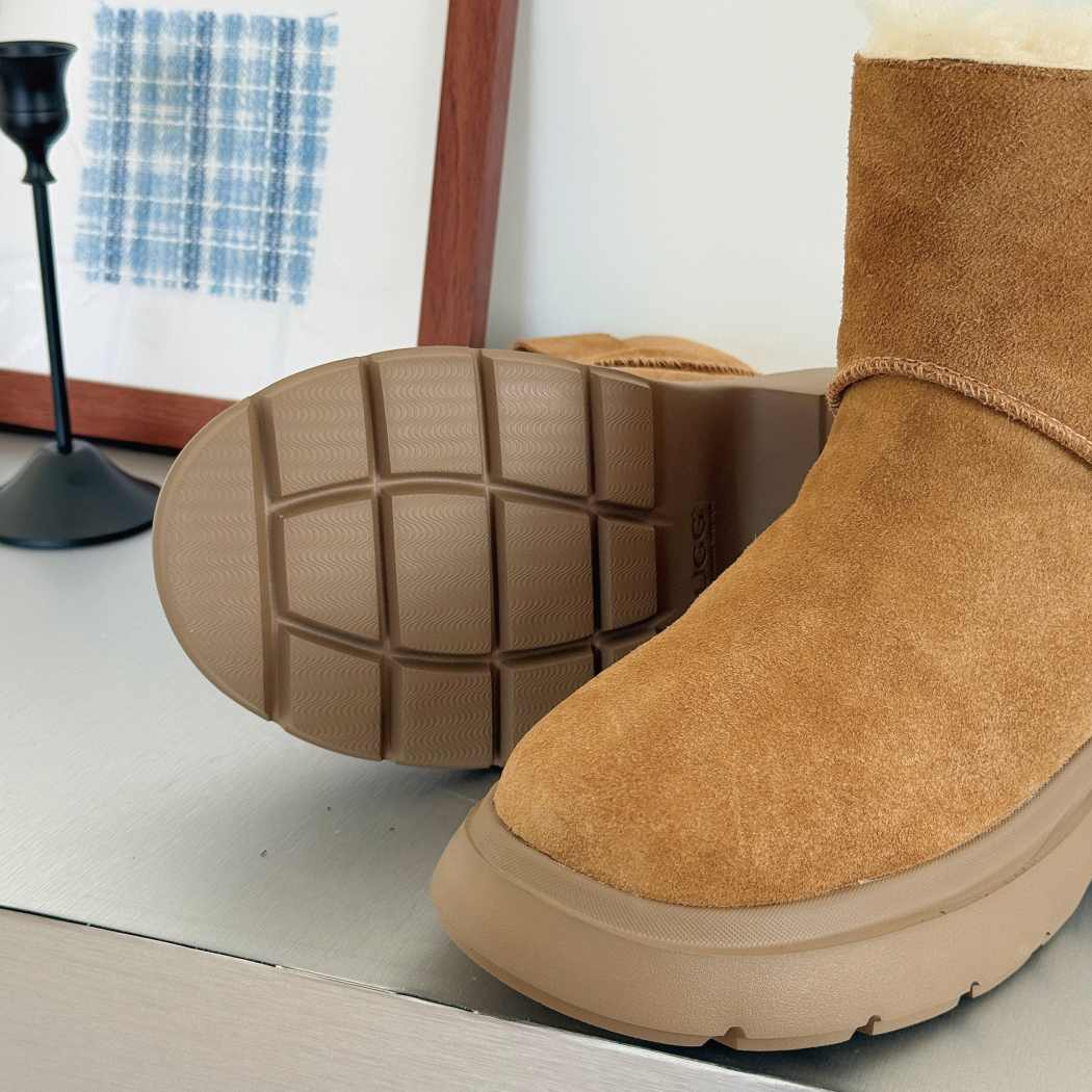 AUSTRALIAN SHEPHERD® Women Sheepskin Wool Chunky Ankle Boots AS 3157