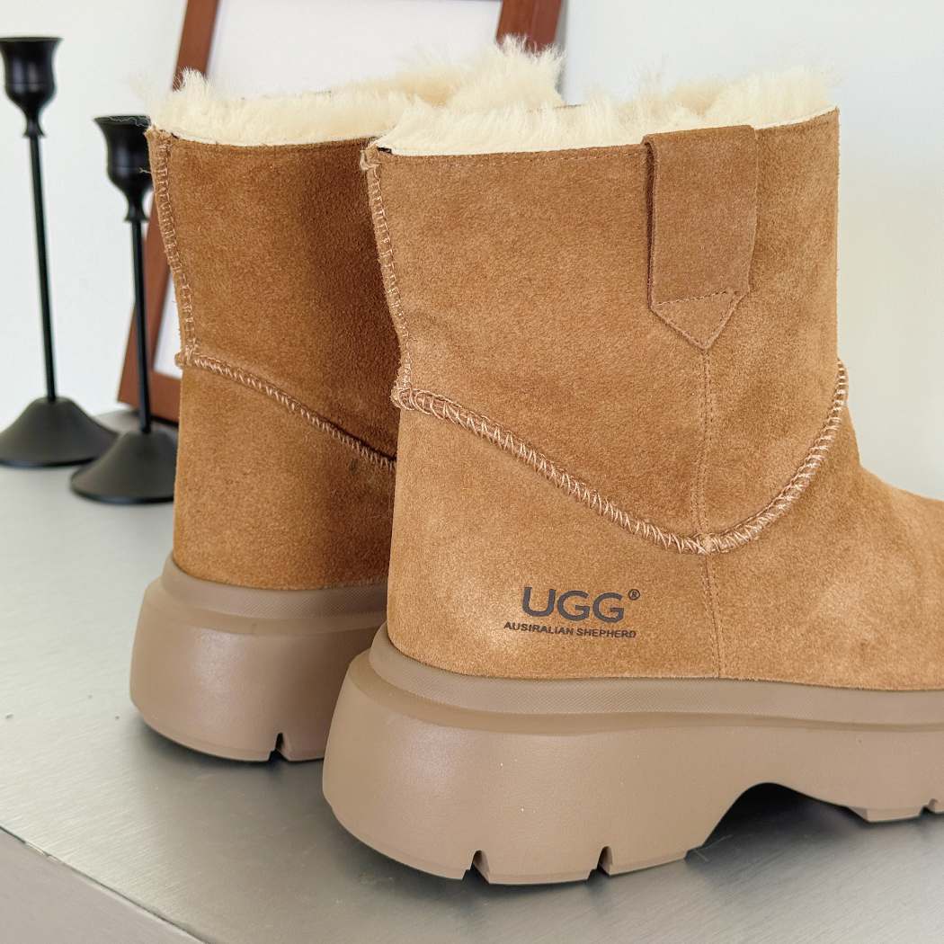 AUSTRALIAN SHEPHERD® Women Sheepskin Wool Chunky Ankle Boots AS 3157