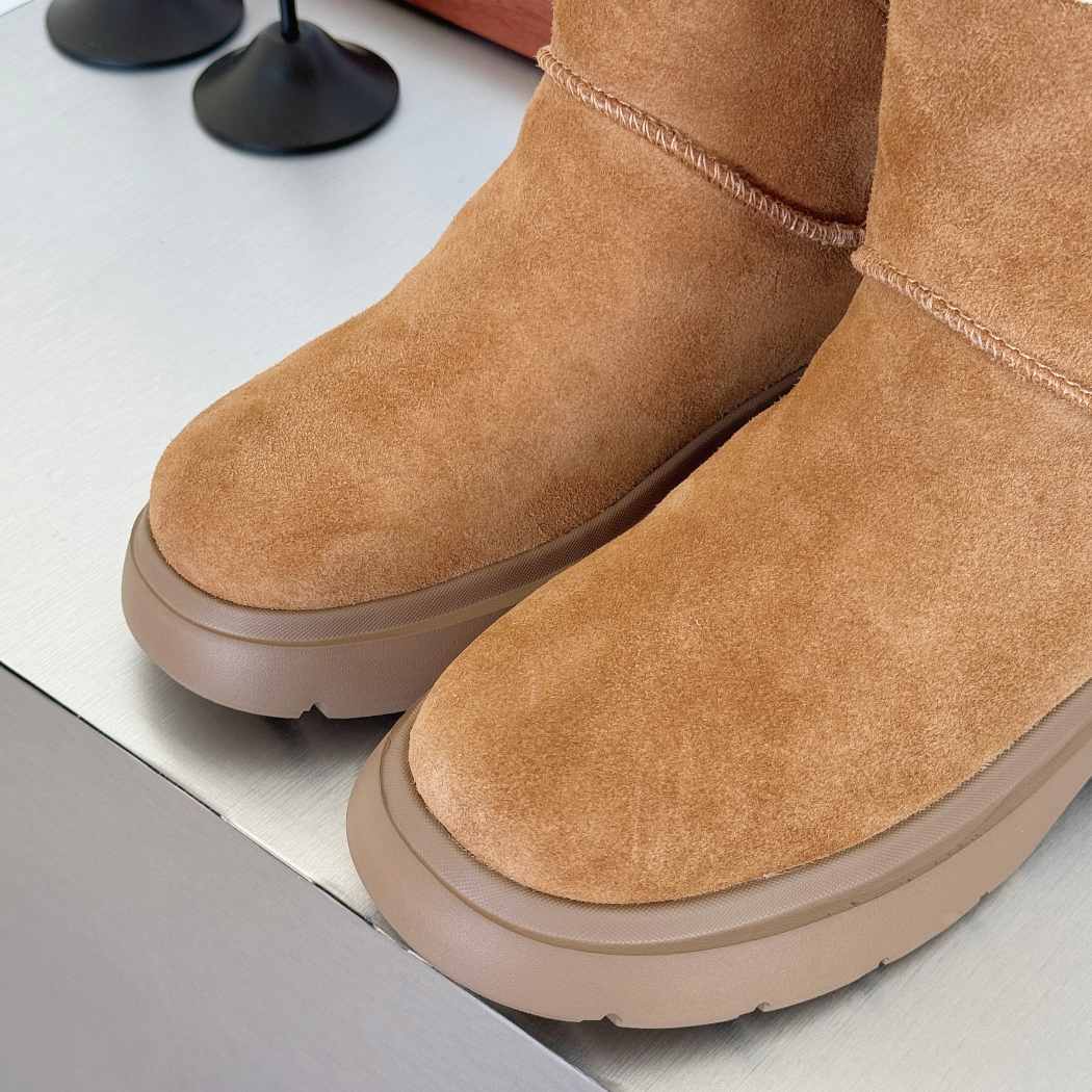 AUSTRALIAN SHEPHERD® Women Sheepskin Wool Chunky Ankle Boots AS 3157