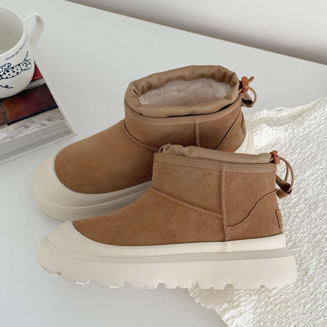 AUSTRALIAN SHEPHERD® Unisex Sheepskin Wool Ankle Boots AS 3162