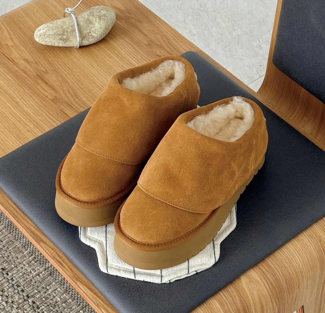 AUSTRALIAN SHEPHERD® Nellia Platform Slippers Sheepskin Wool Clogs AS 3181