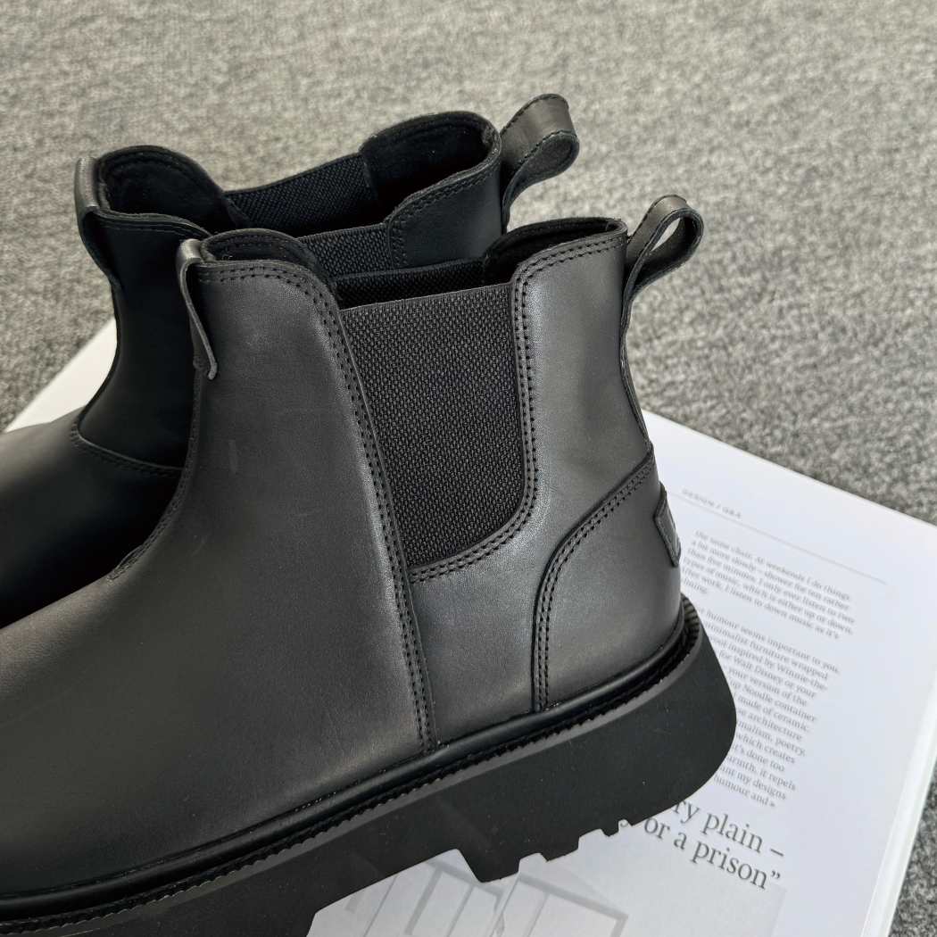 AUSTRALIAN SHEPHERD® Men's Black Leather Chelsea Boots AS 4008