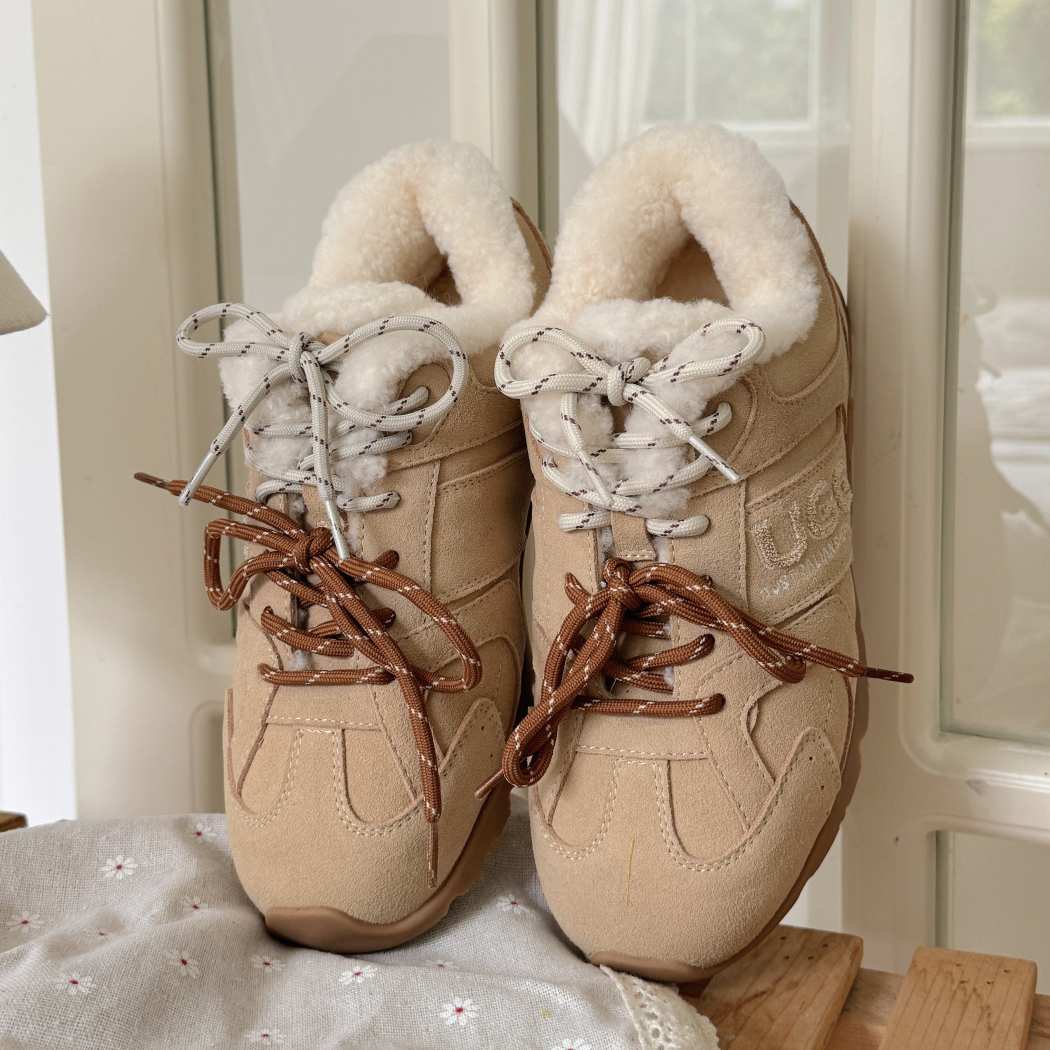 AUSTRALIAN SHEPHERD® UGG Women's Sheepskin Wool Sneakers AS 5033