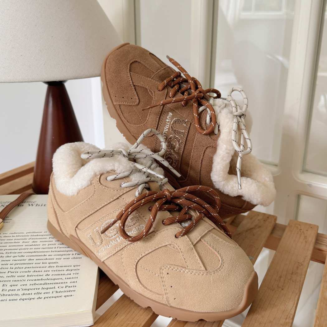 AUSTRALIAN SHEPHERD® UGG Women's Sheepskin Wool Sneakers AS 5033