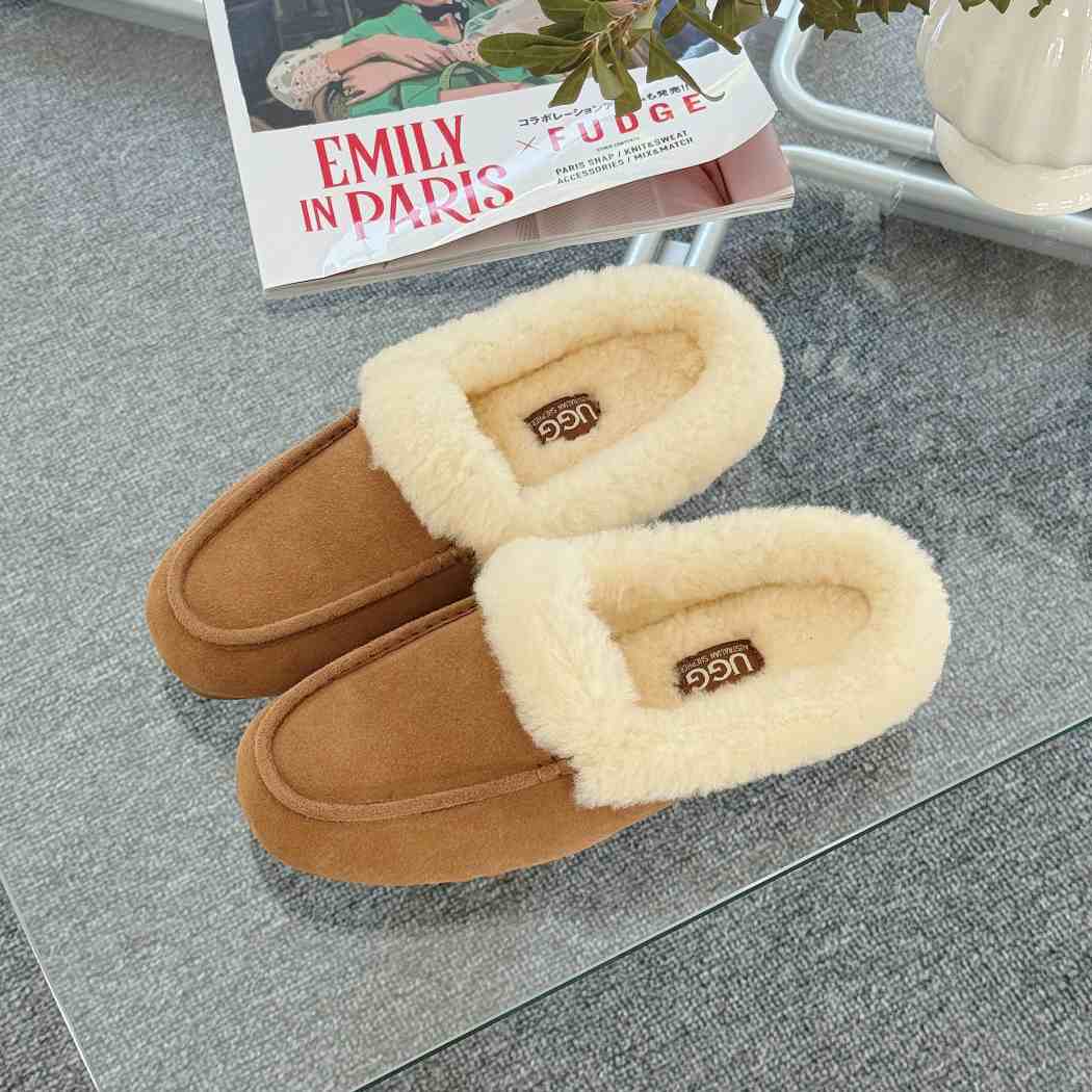 AUSTRALIAN SHEPHERD® Noelle Sheepskin Wool Trim Mule Slippers AS 7028